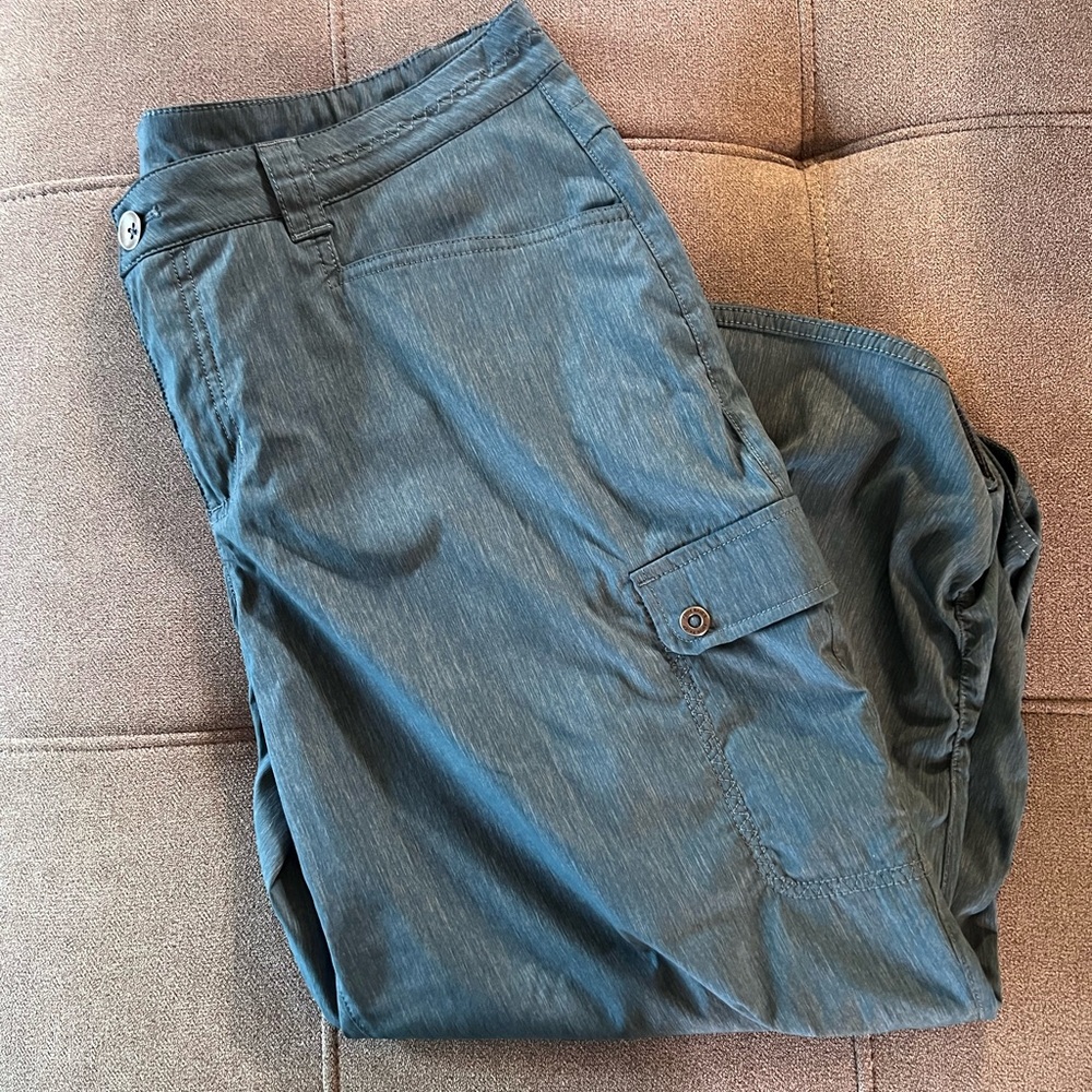 Women’s Eddie Bauer Dark Tealish Capri Pants
